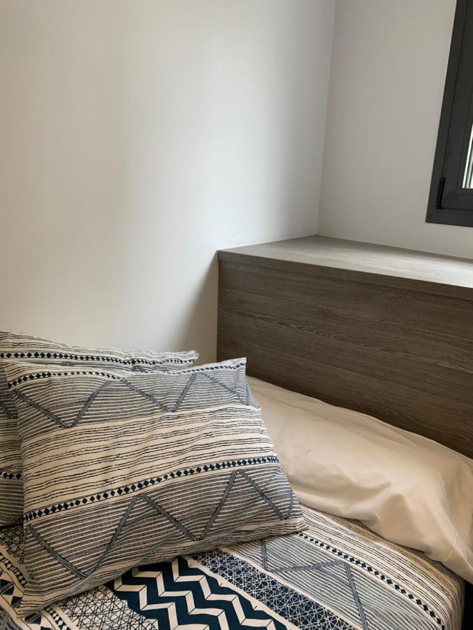 Apartaments El Cine Roses Bagian luar foto
