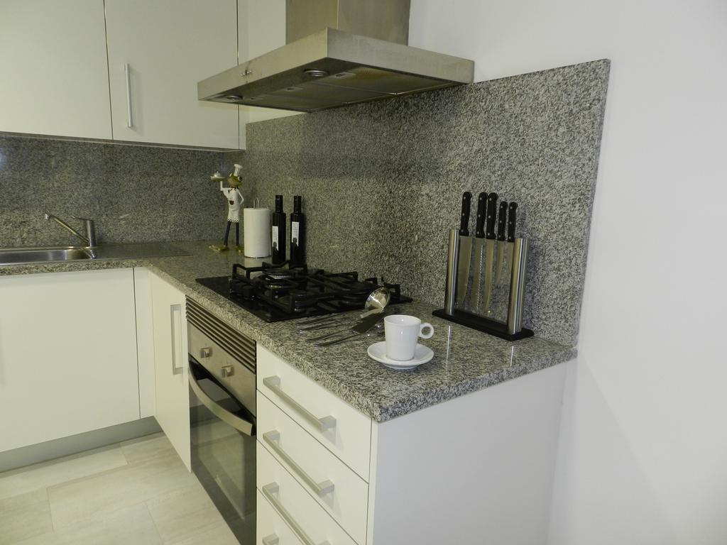 Apartaments El Cine Roses Bagian luar foto
